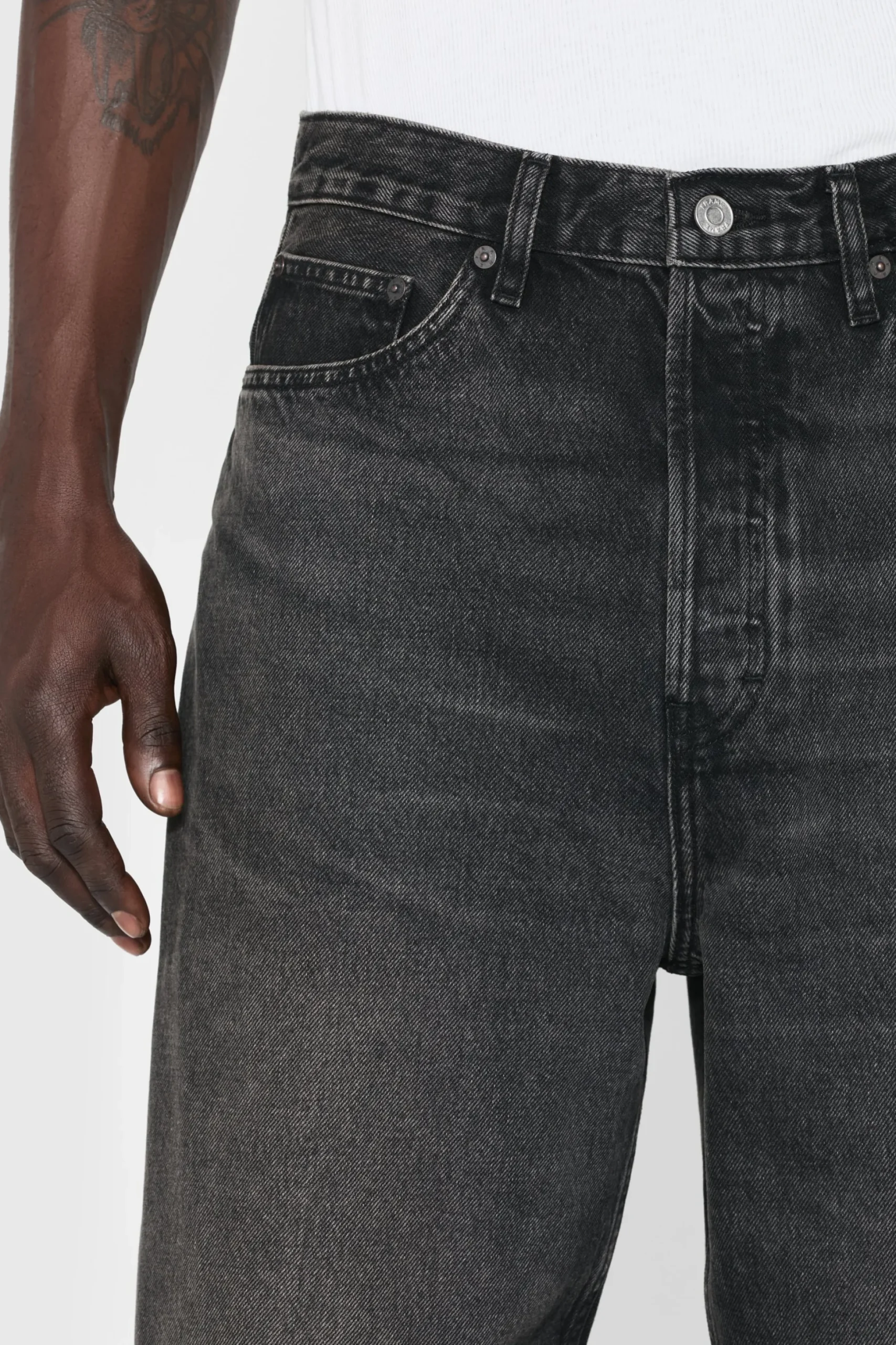 Baggy Jean in Motivation