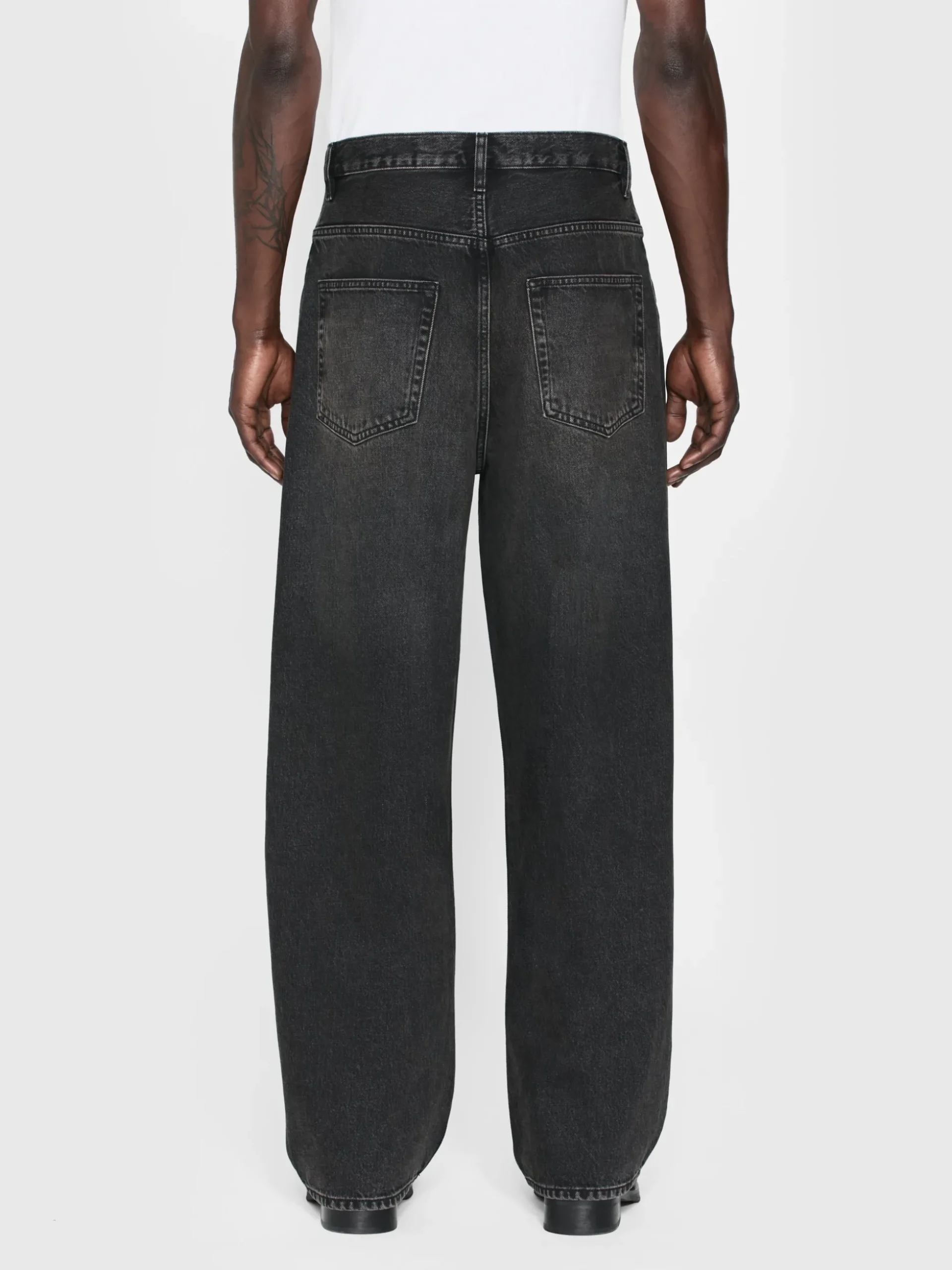 Baggy Jean in Motivation