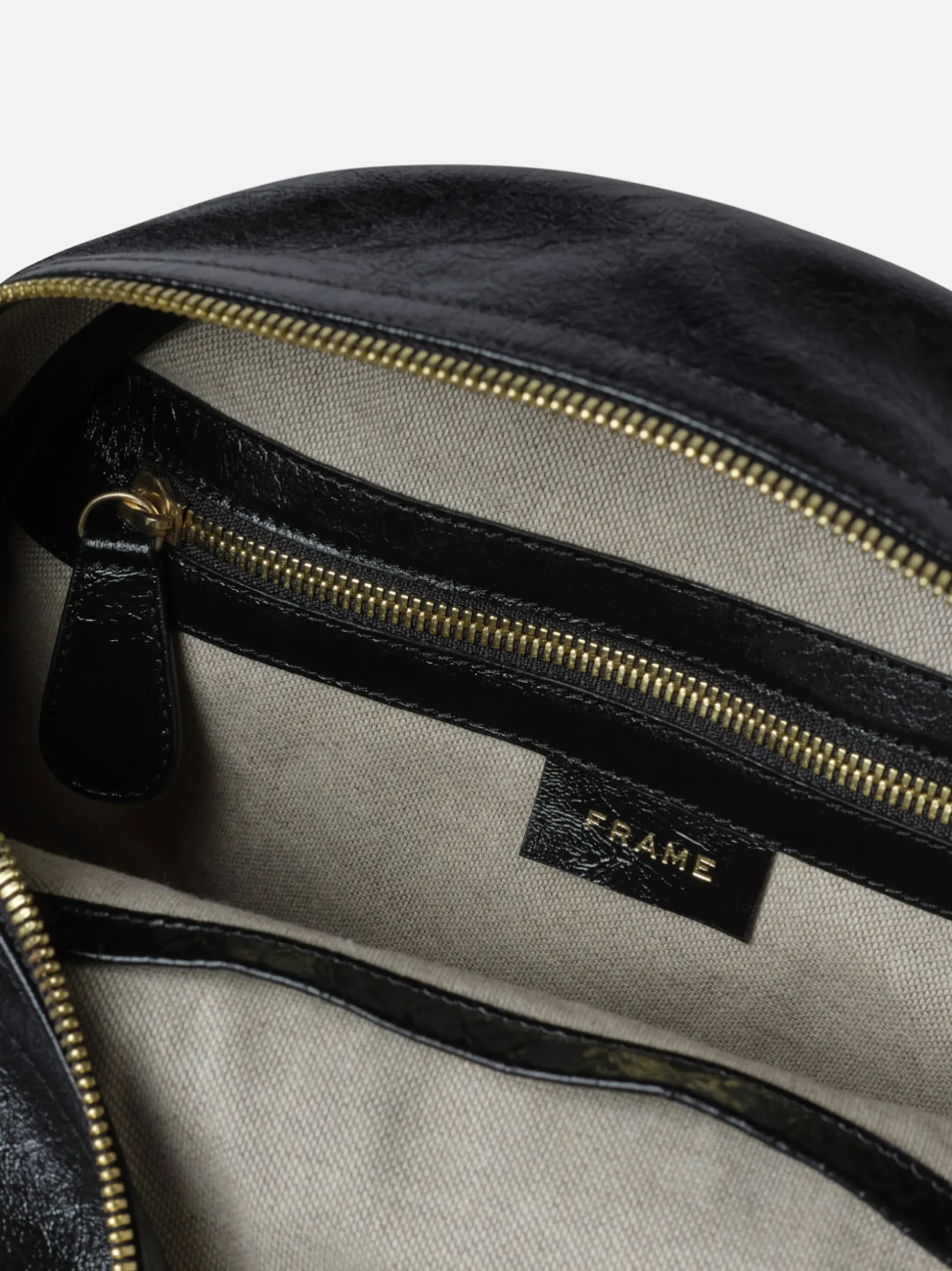 Blini Circle Medium in Black