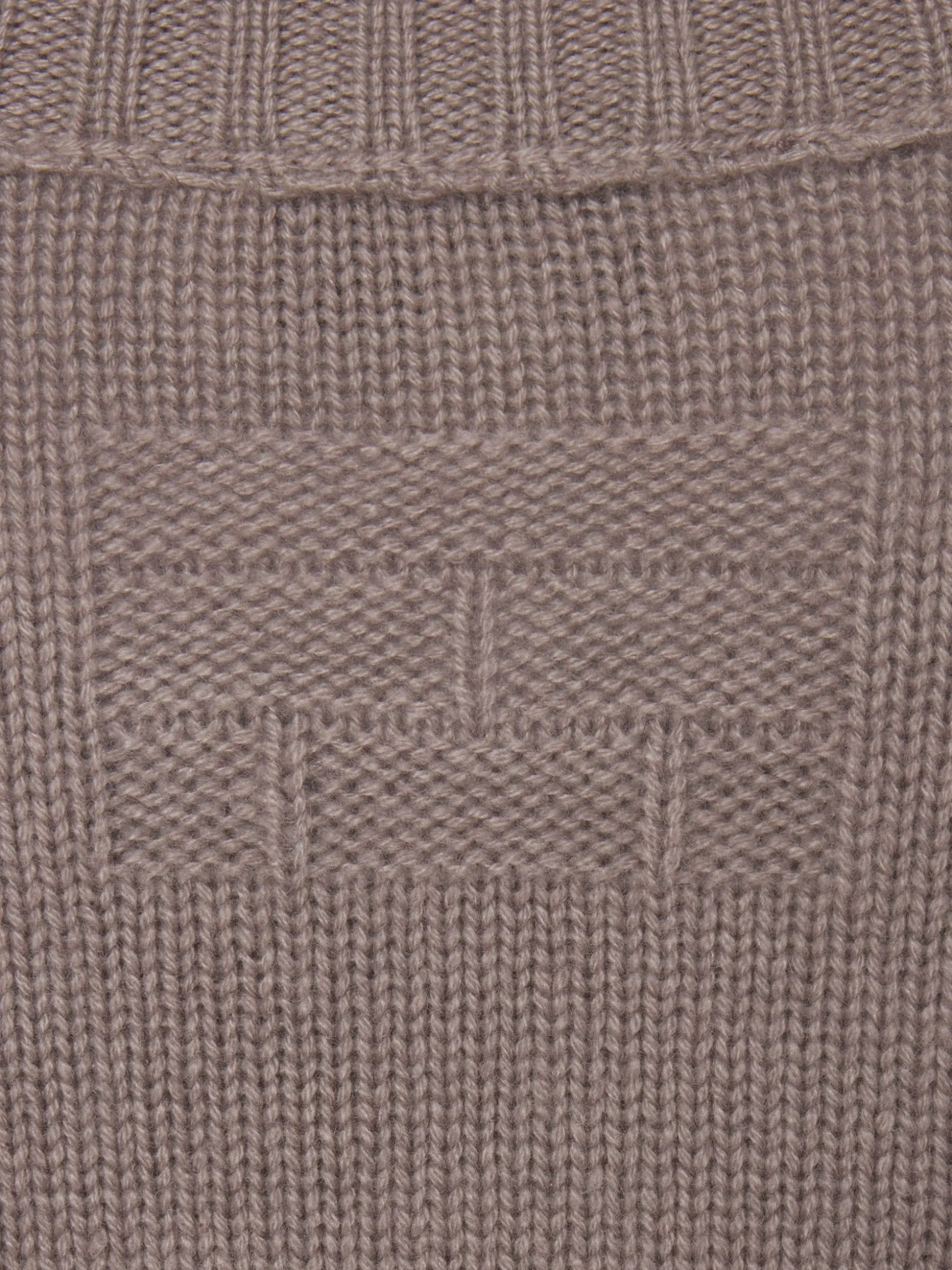 Cashmere Crewneck Sweater in Soft Lavender
