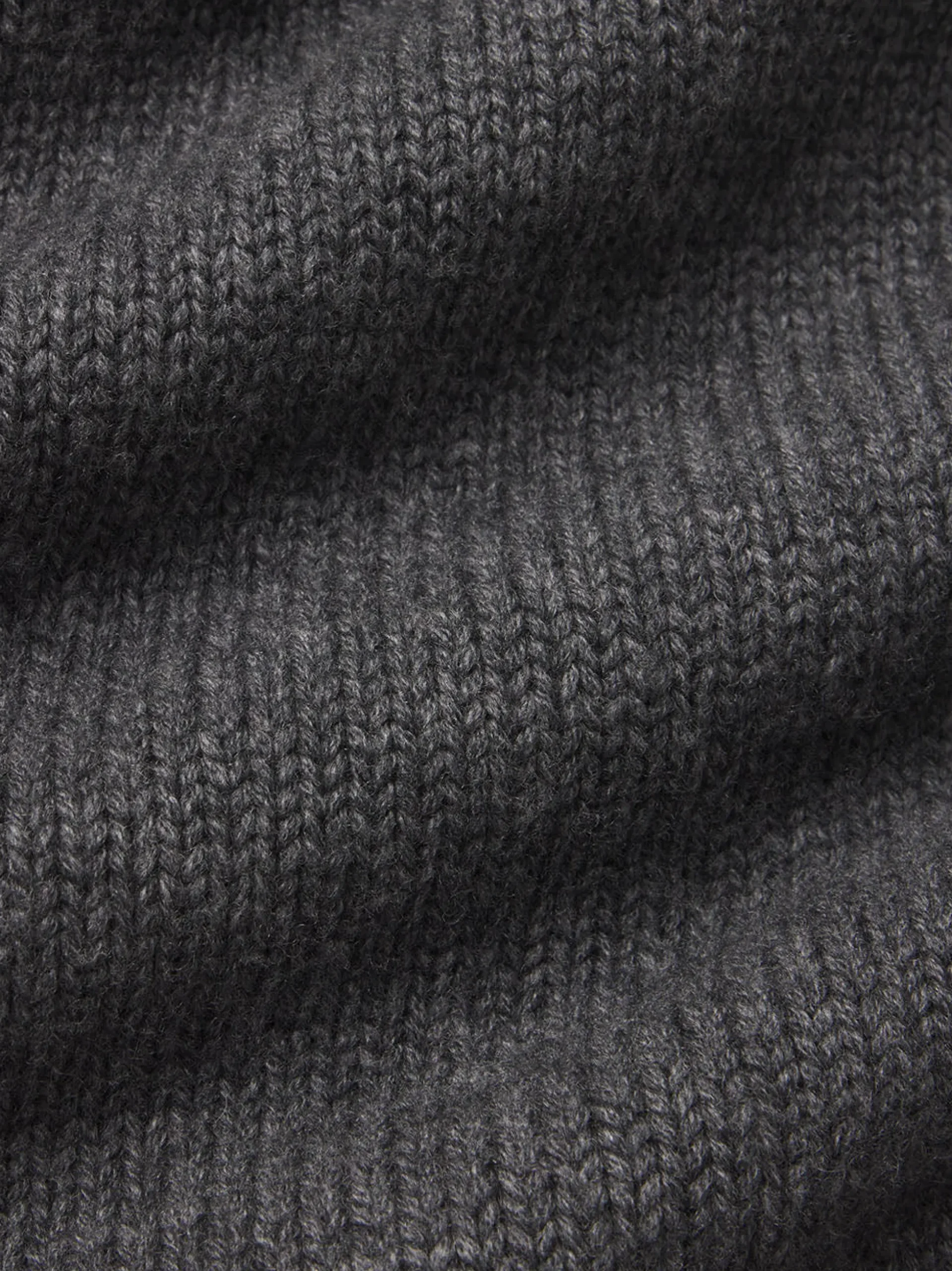Chunky V-Neck Sweater in Charcoal Heather