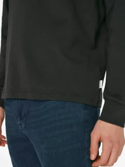 Duo Fold Long Sleeve Crew in Noir