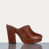 Elio Clog in Tobacco