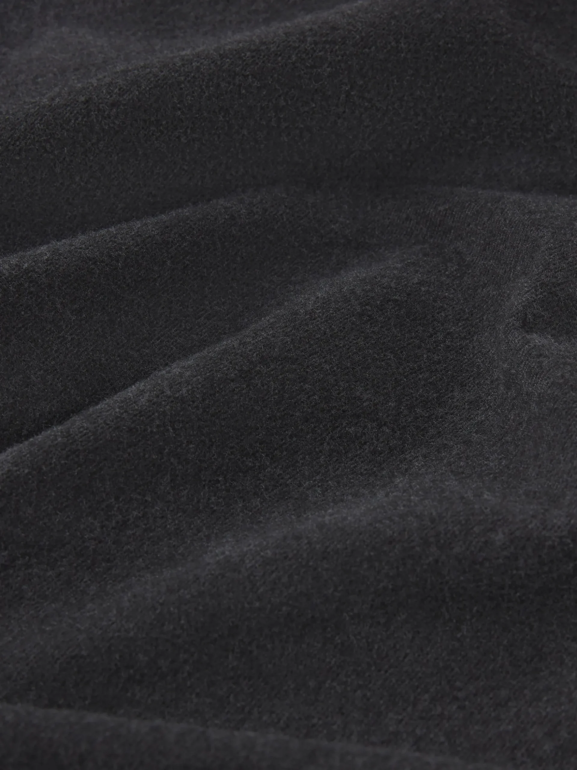 Flannel Modern Straight in Charcoal