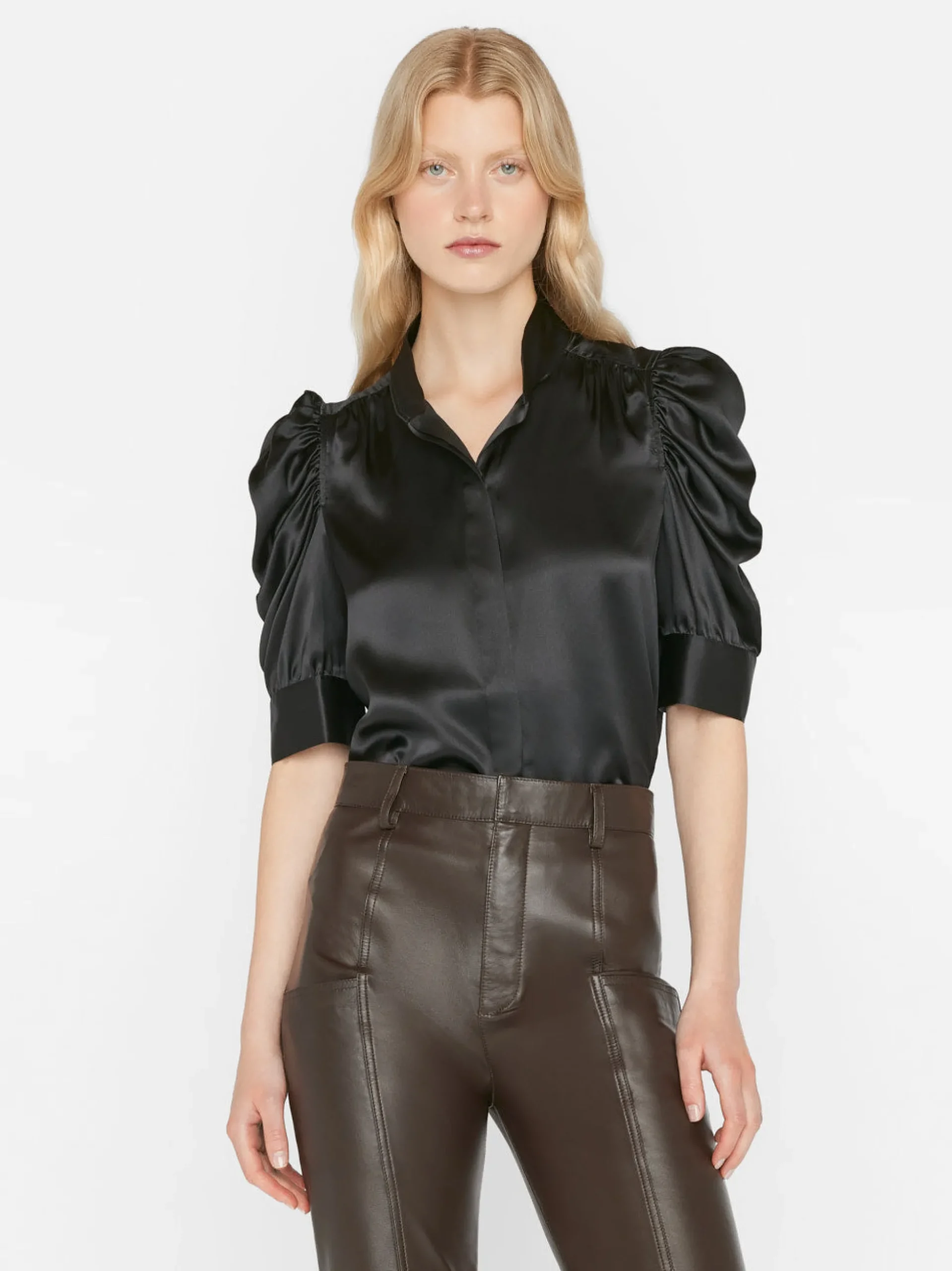 Gillian Top in Glossy Noir