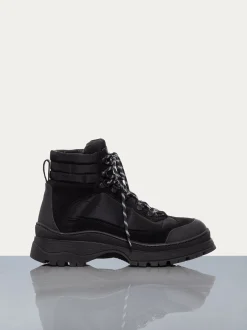 Hiking Lug Sole Boot in Noir