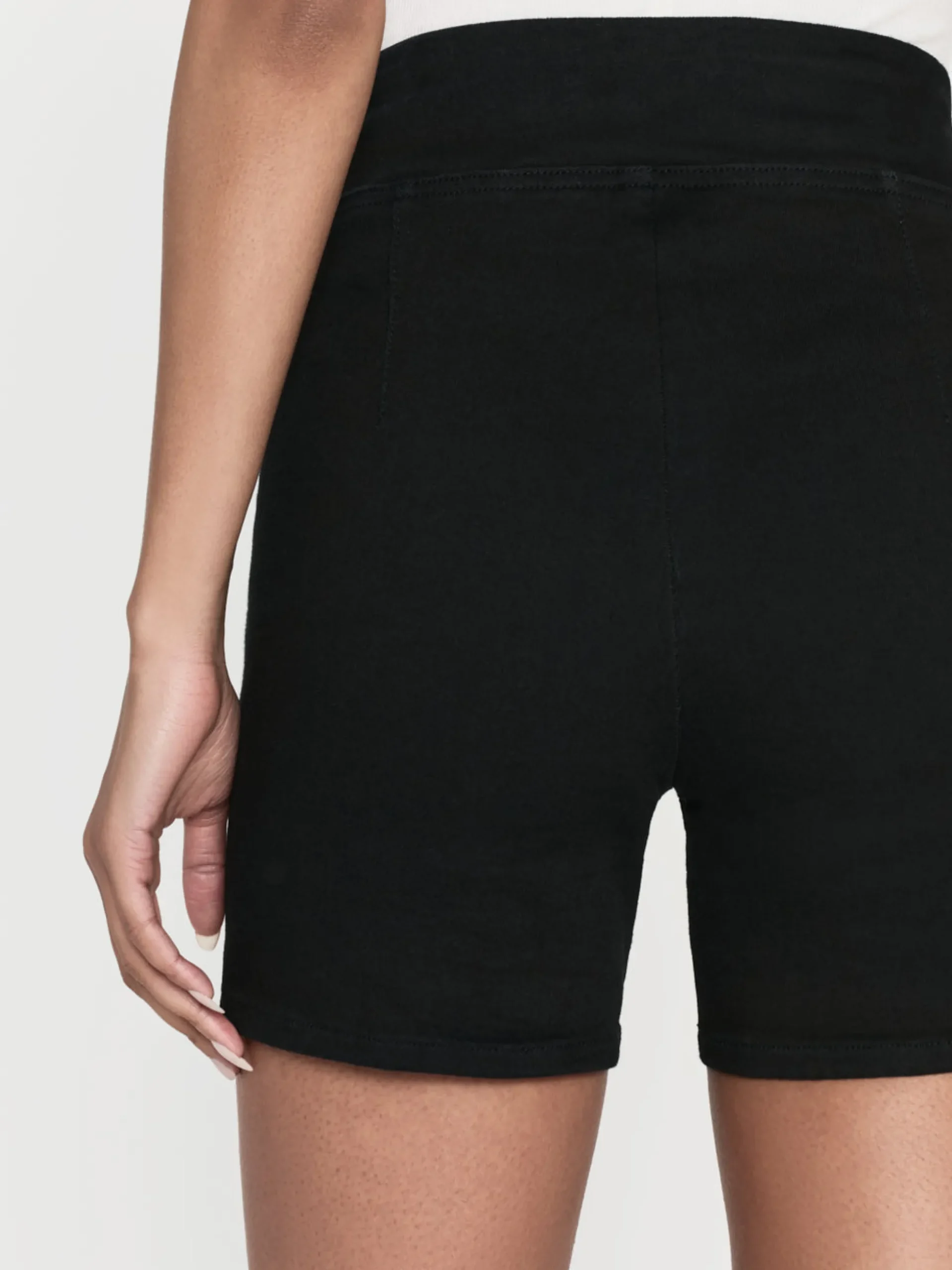 Jetset Short in Sheen Noir