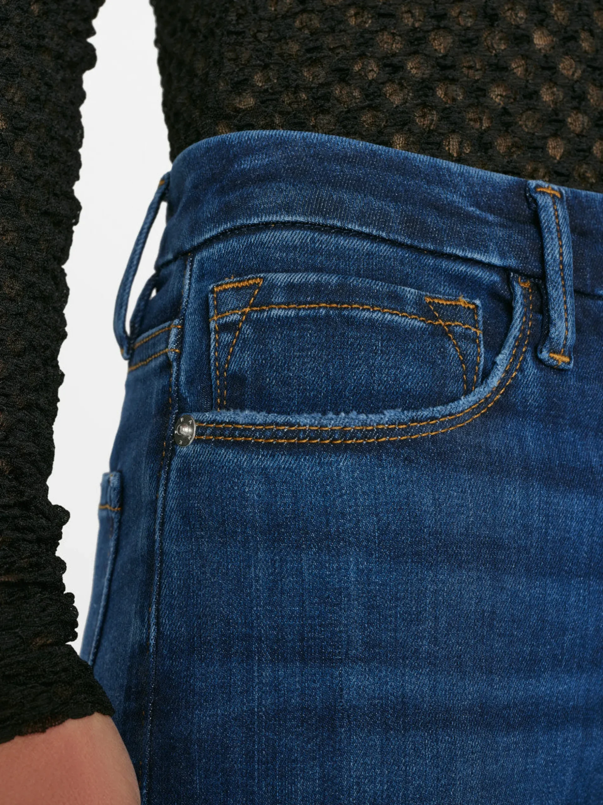 Le Crop Mini Boot in Majesty