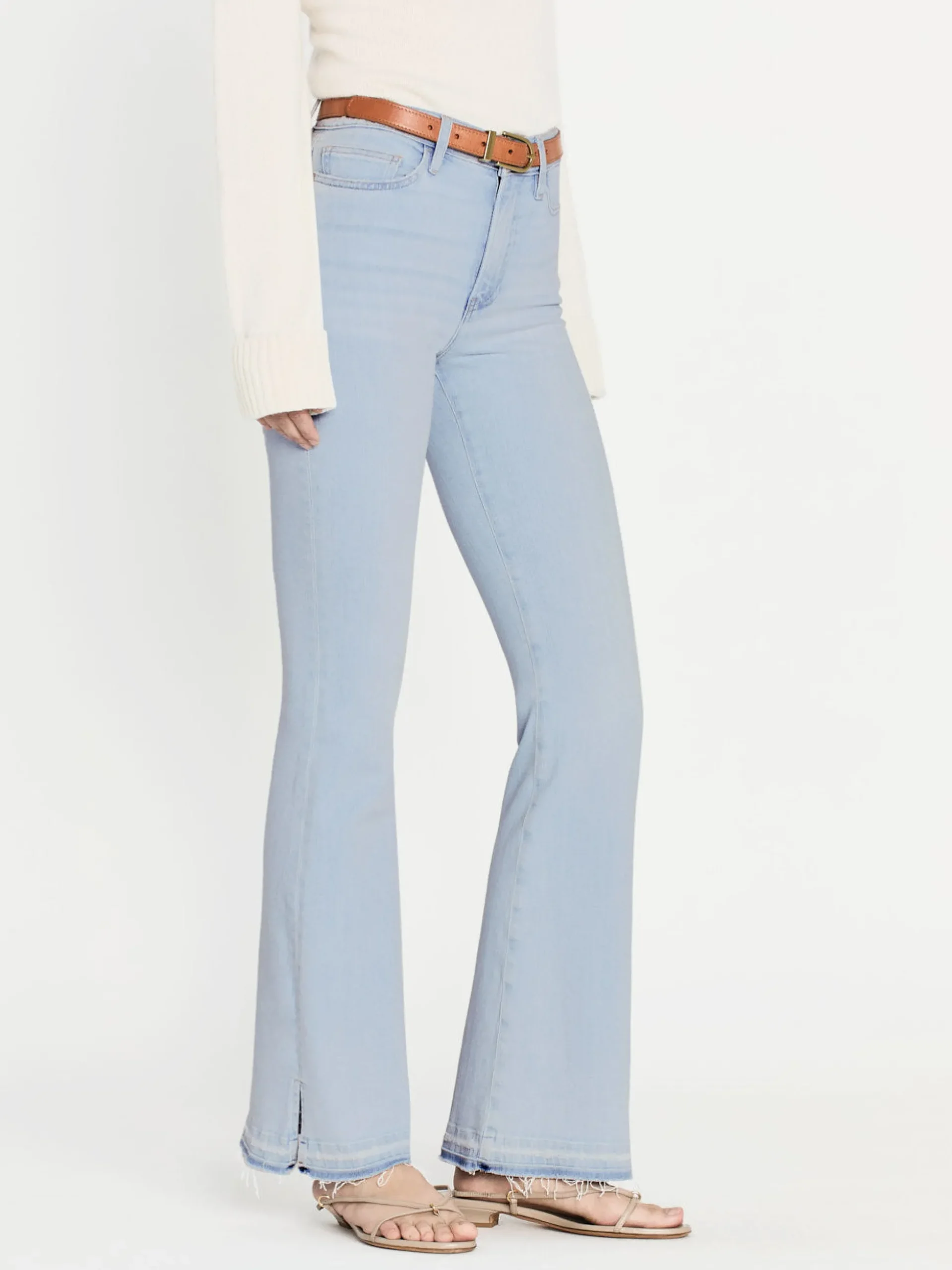 Le Easy Flare Released Fray Side Slit in Clarity
