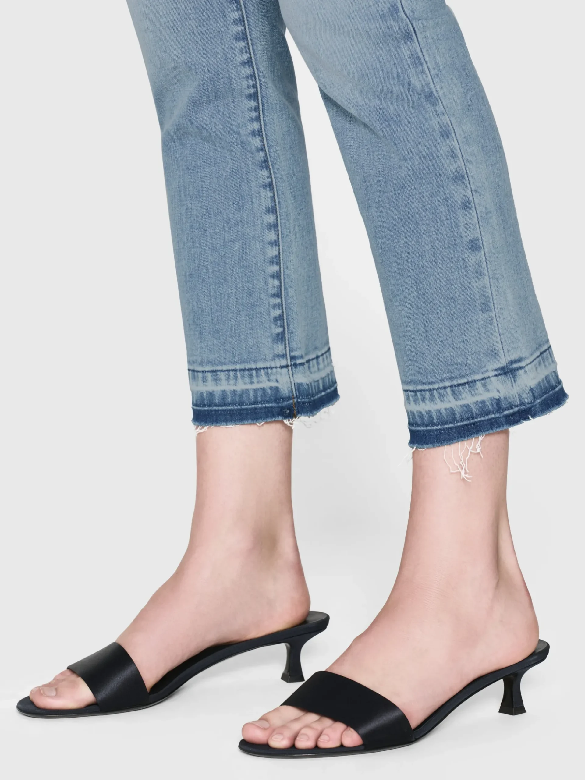 Le High Straight in Cosette Released Hem