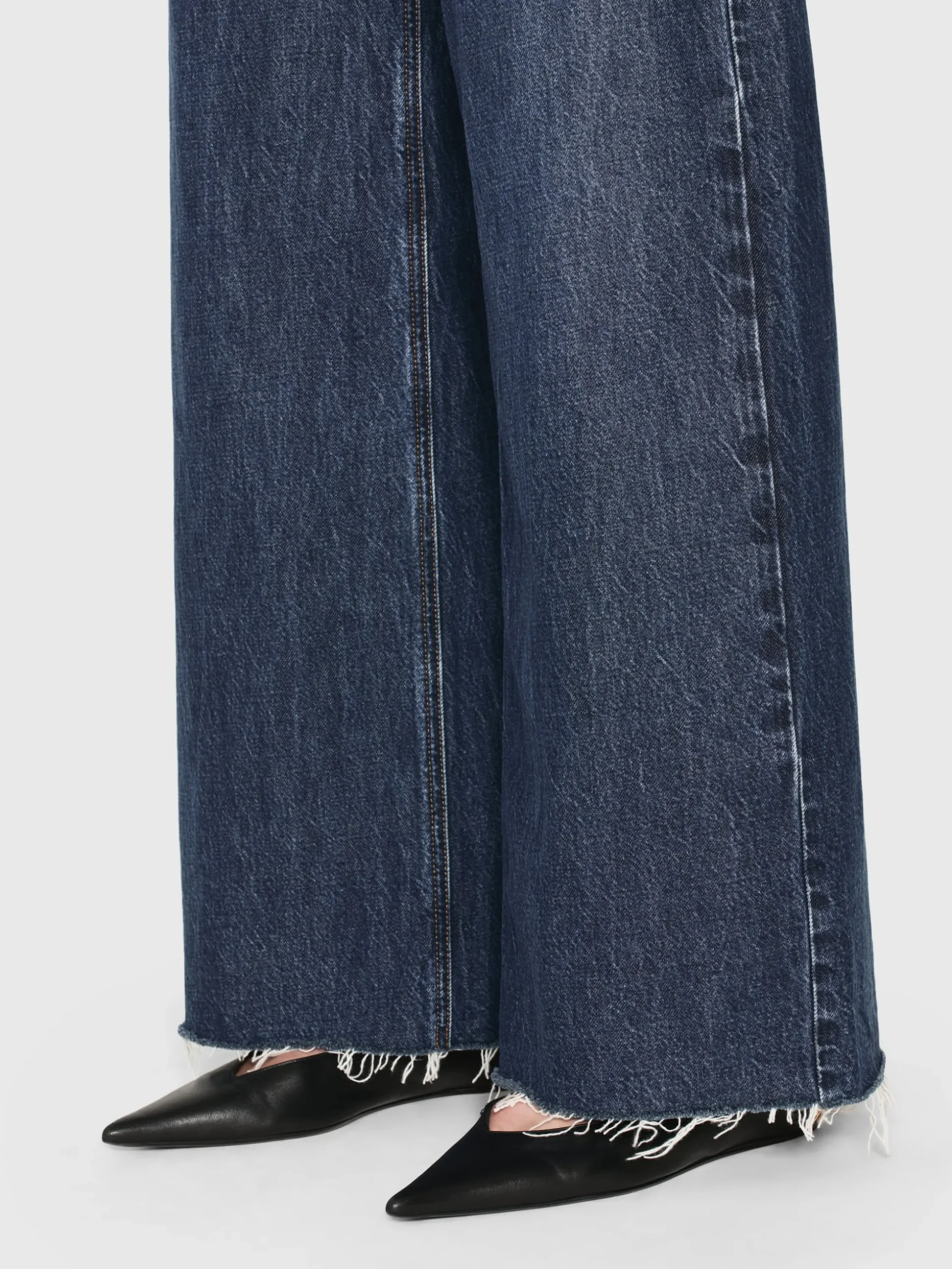 Le Low Baggy Wide Leg in Blindspot Raw Fray
