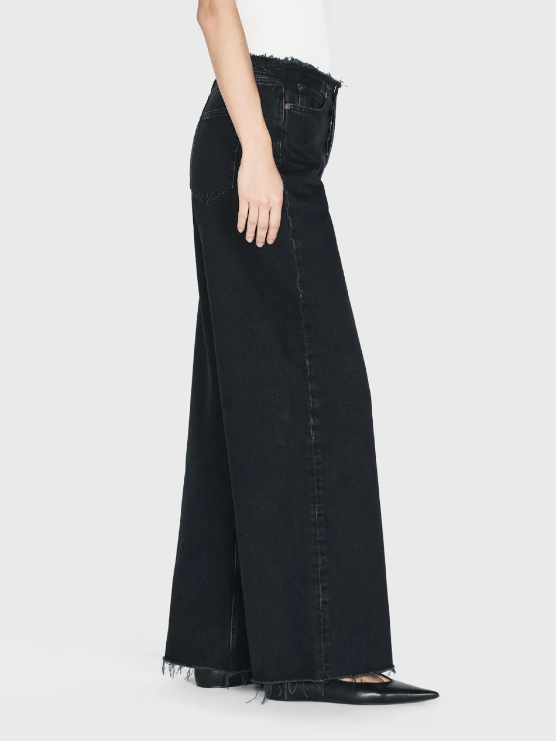 Le Low Baggy Wide Leg Cut Off in Inkwell