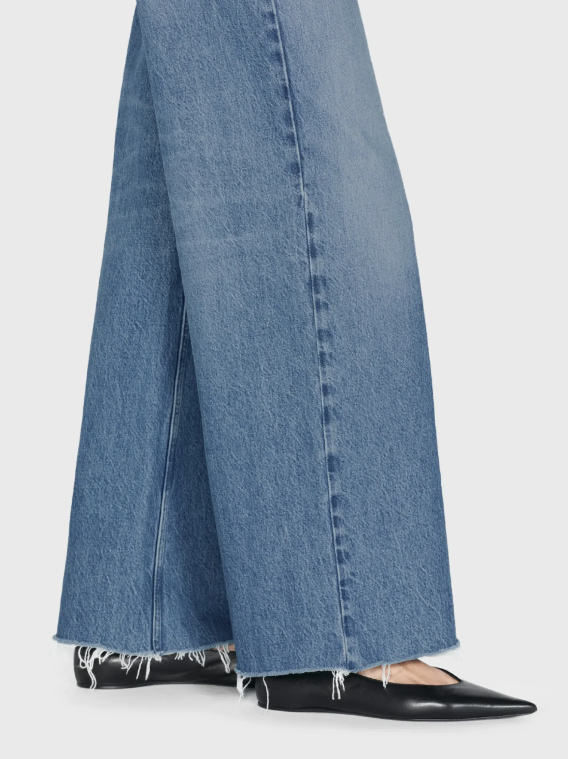 Le Low Baggy Wide Leg Cut Off in Crosbie