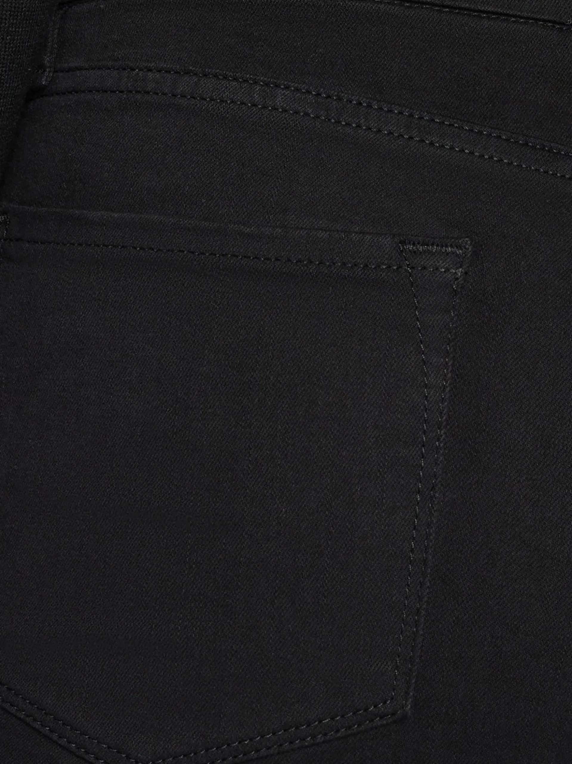 Le Mini Boot in Film Noir