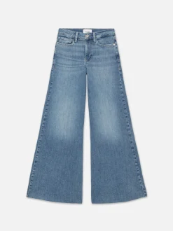 Le Palazzo Crop in Daphne Blue