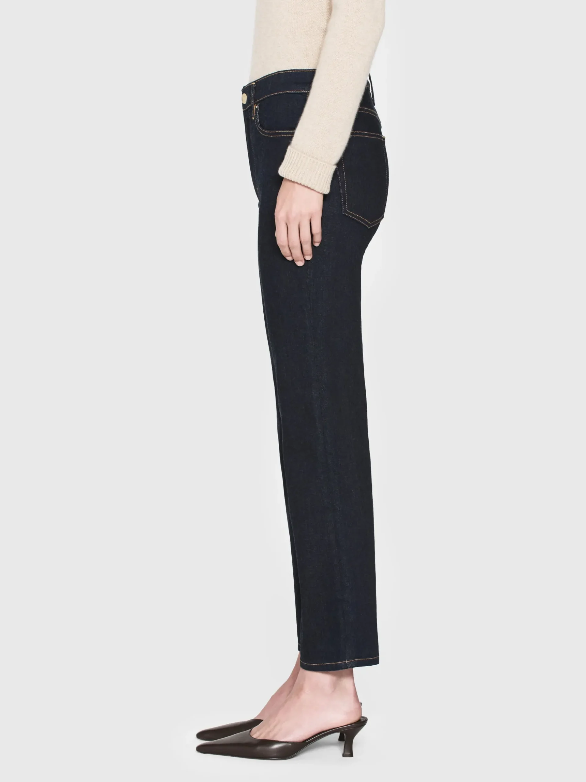Le Sleek Straight in Stargirl