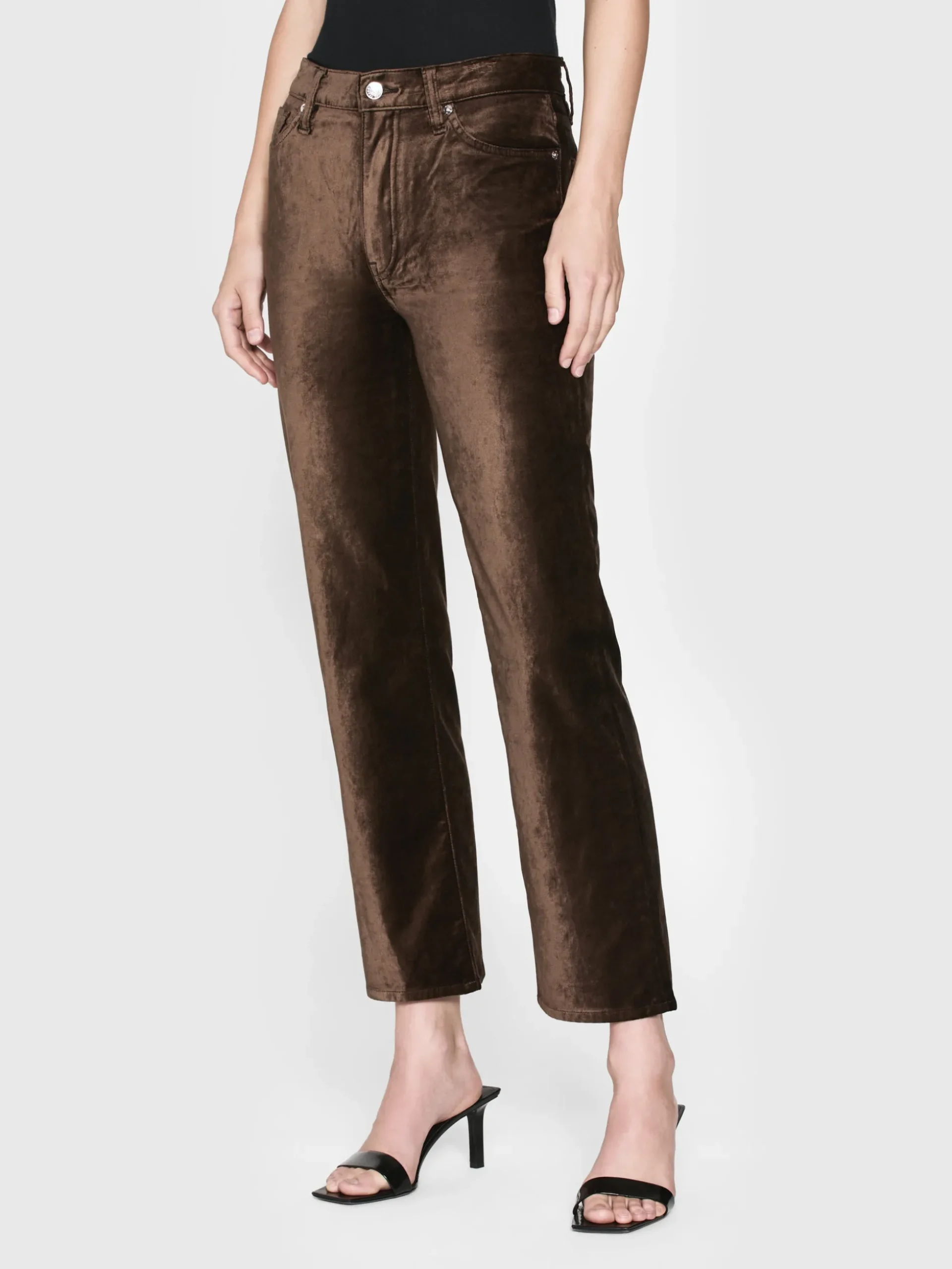 Le Sleek Straight Velveteen in Peppercorn Velvet