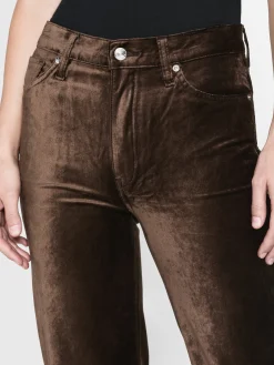 Le Sleek Straight Velveteen in Peppercorn Velvet