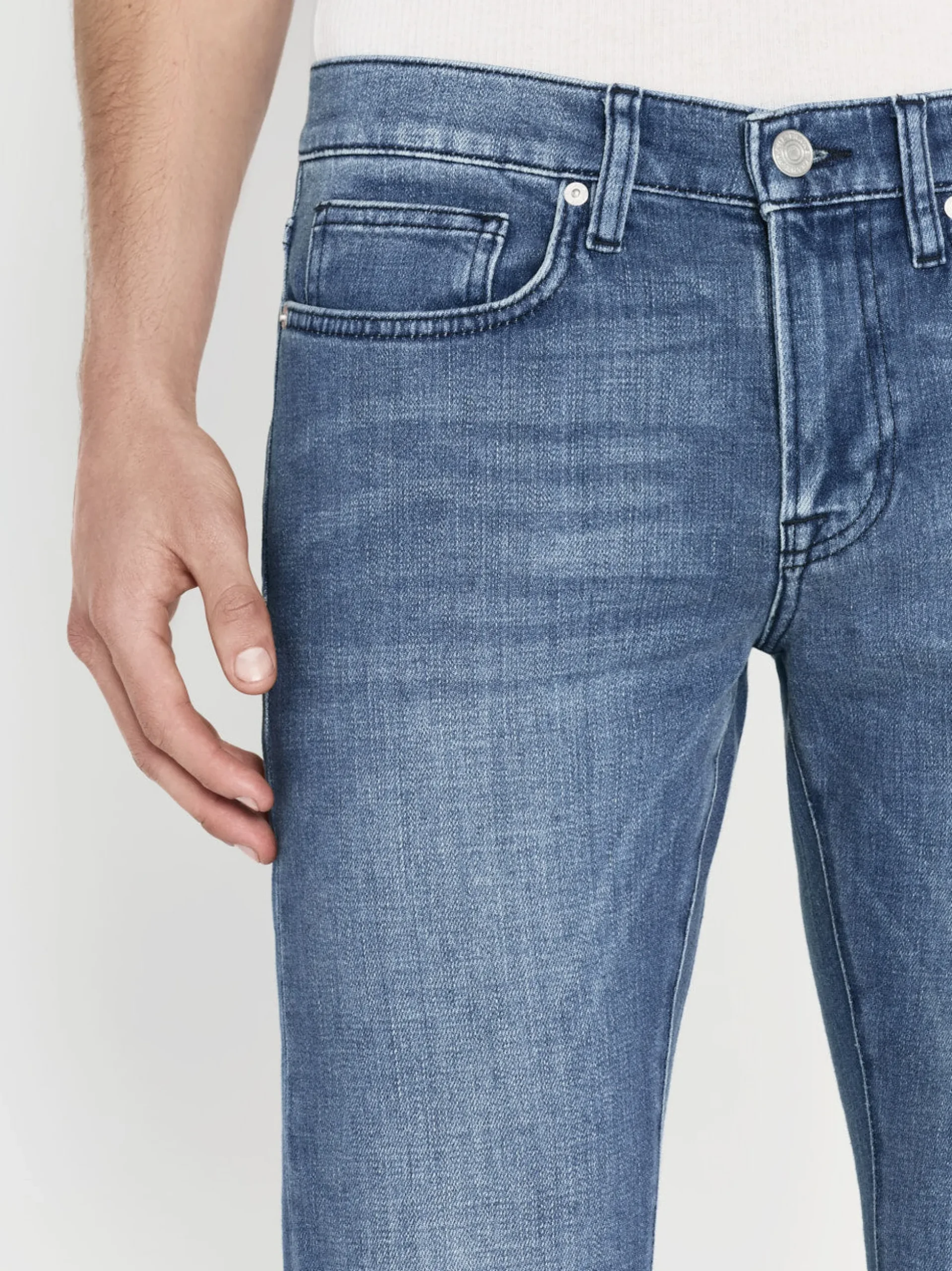 L'Homme Slim in Bradbury
