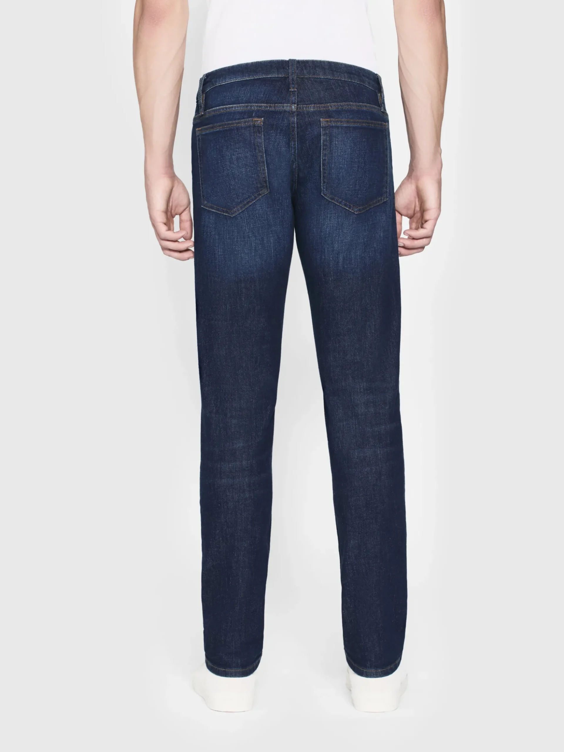 L'Homme Slim in Gleam