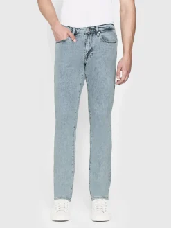 L'Homme Slim in Kenny