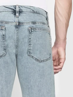 L'Homme Slim in Kenny