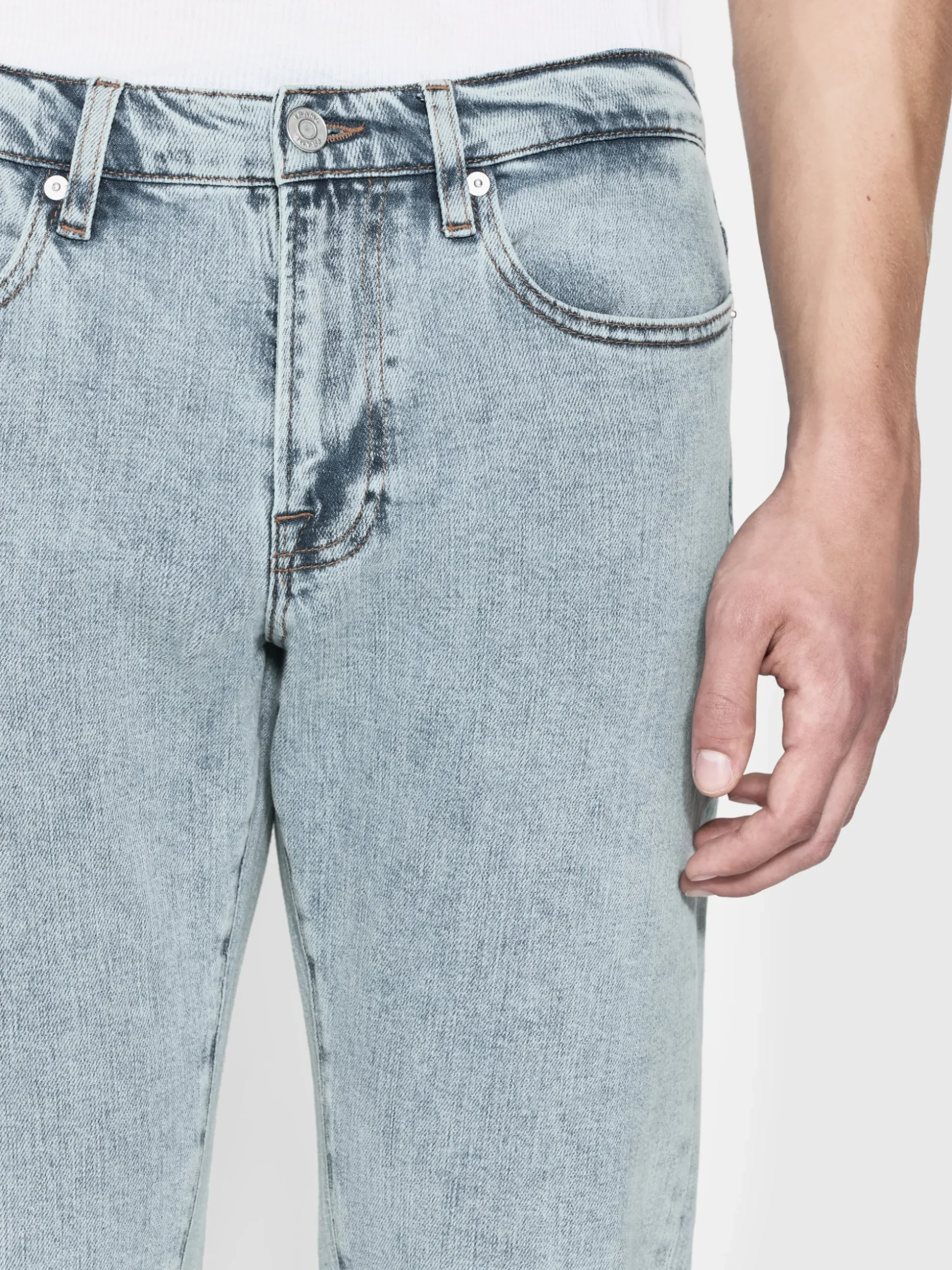 L'Homme Slim in Kenny