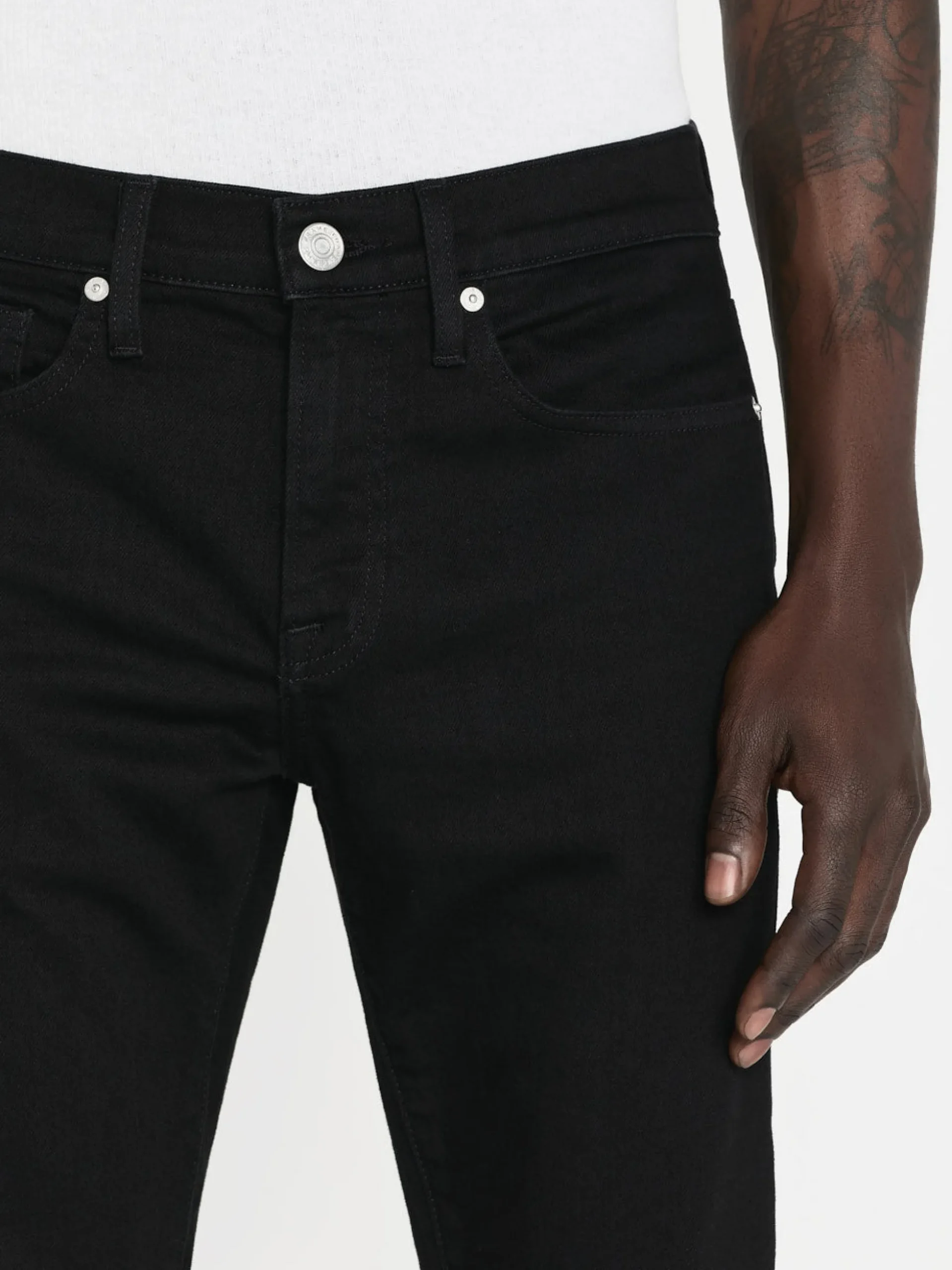 L'Homme Slim in Noir