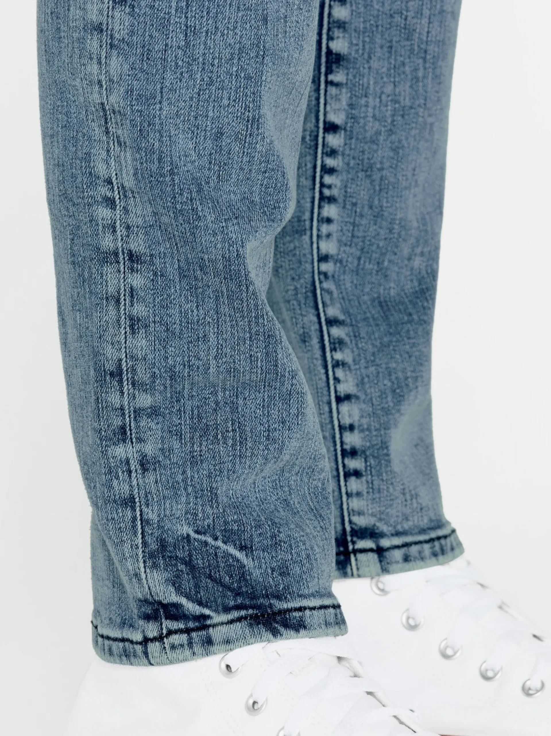 L'Homme Slim in Skater