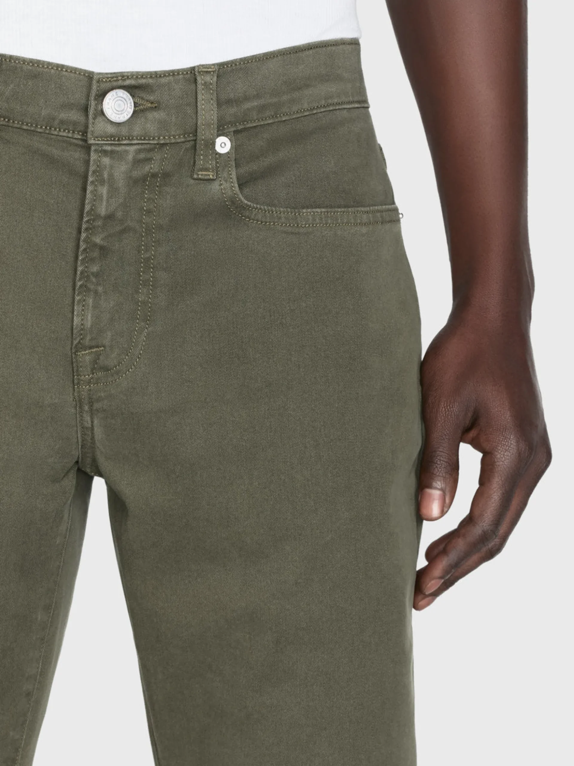 L'Homme Slim Brushed Twill in Dark Olive