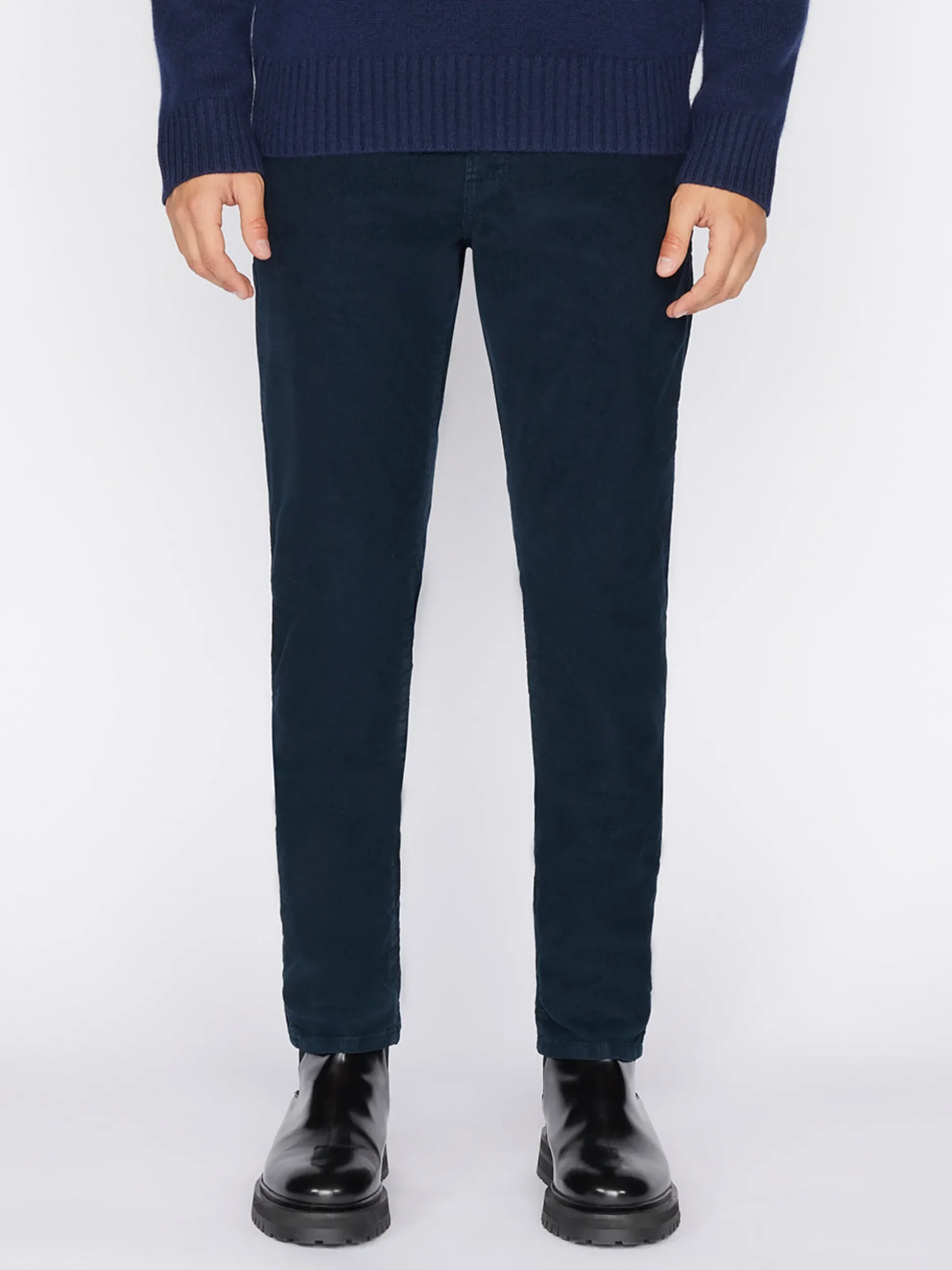 L'Homme Slim Corduroy in Navy