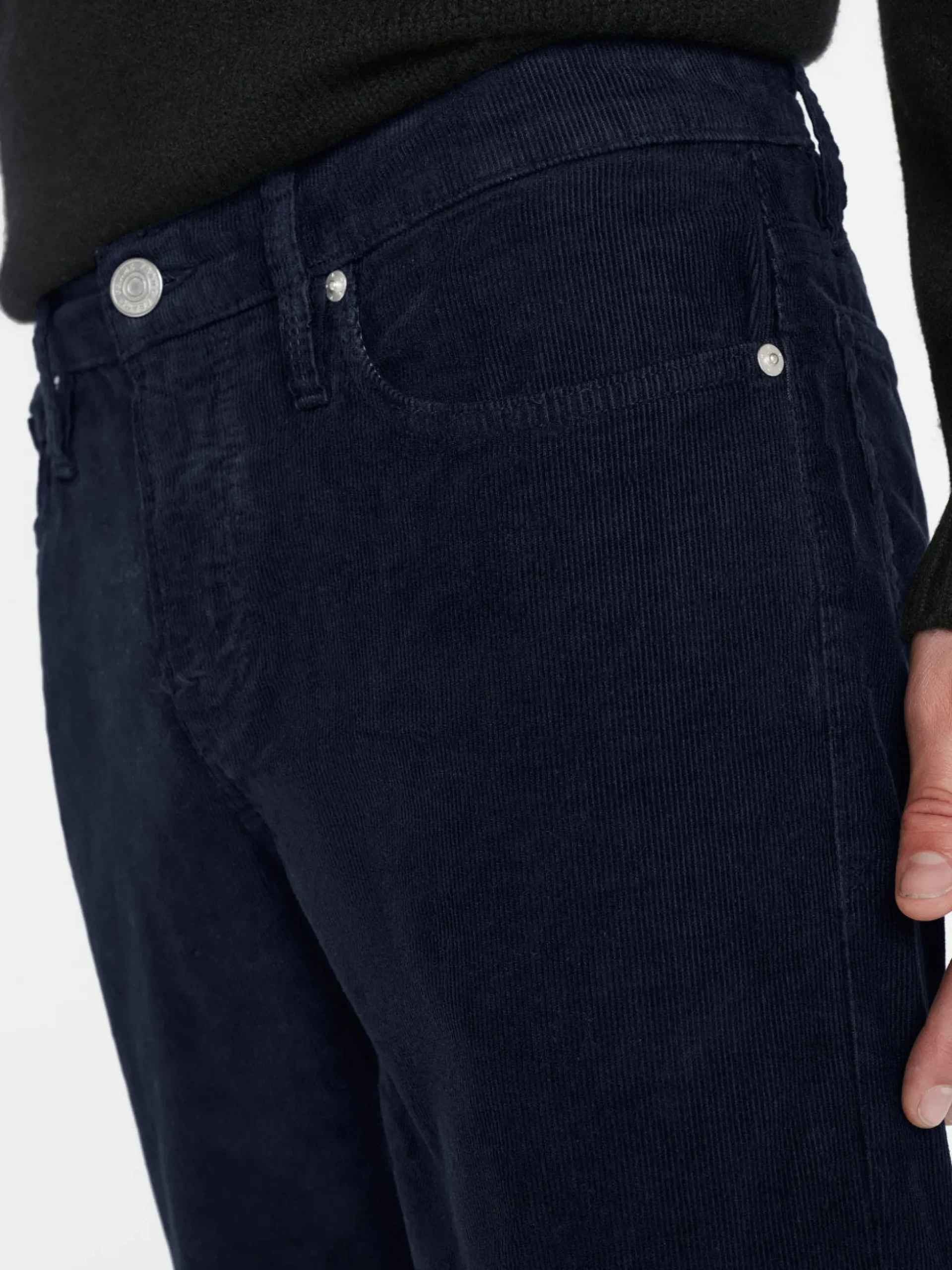 L'Homme Slim Corduroy in Navy