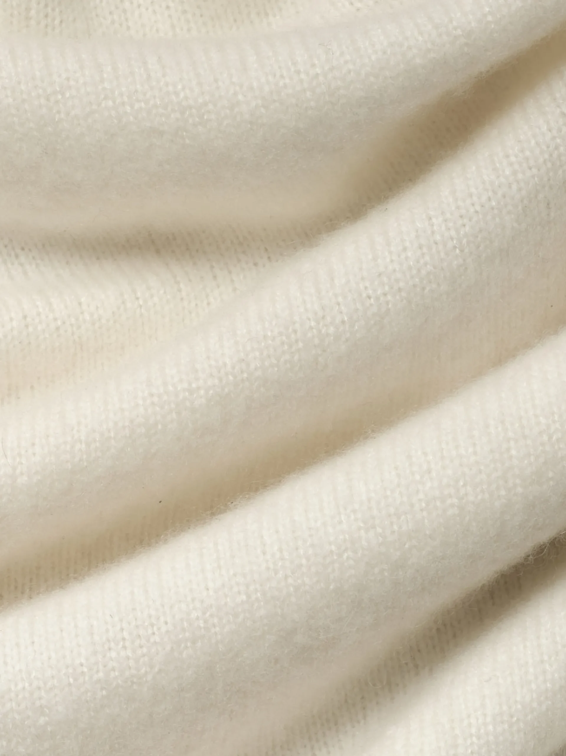 Lightweight Cashmere Silk Sweater in Vanilla