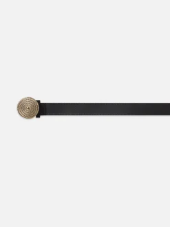 Medallion Buckle Belt in Black