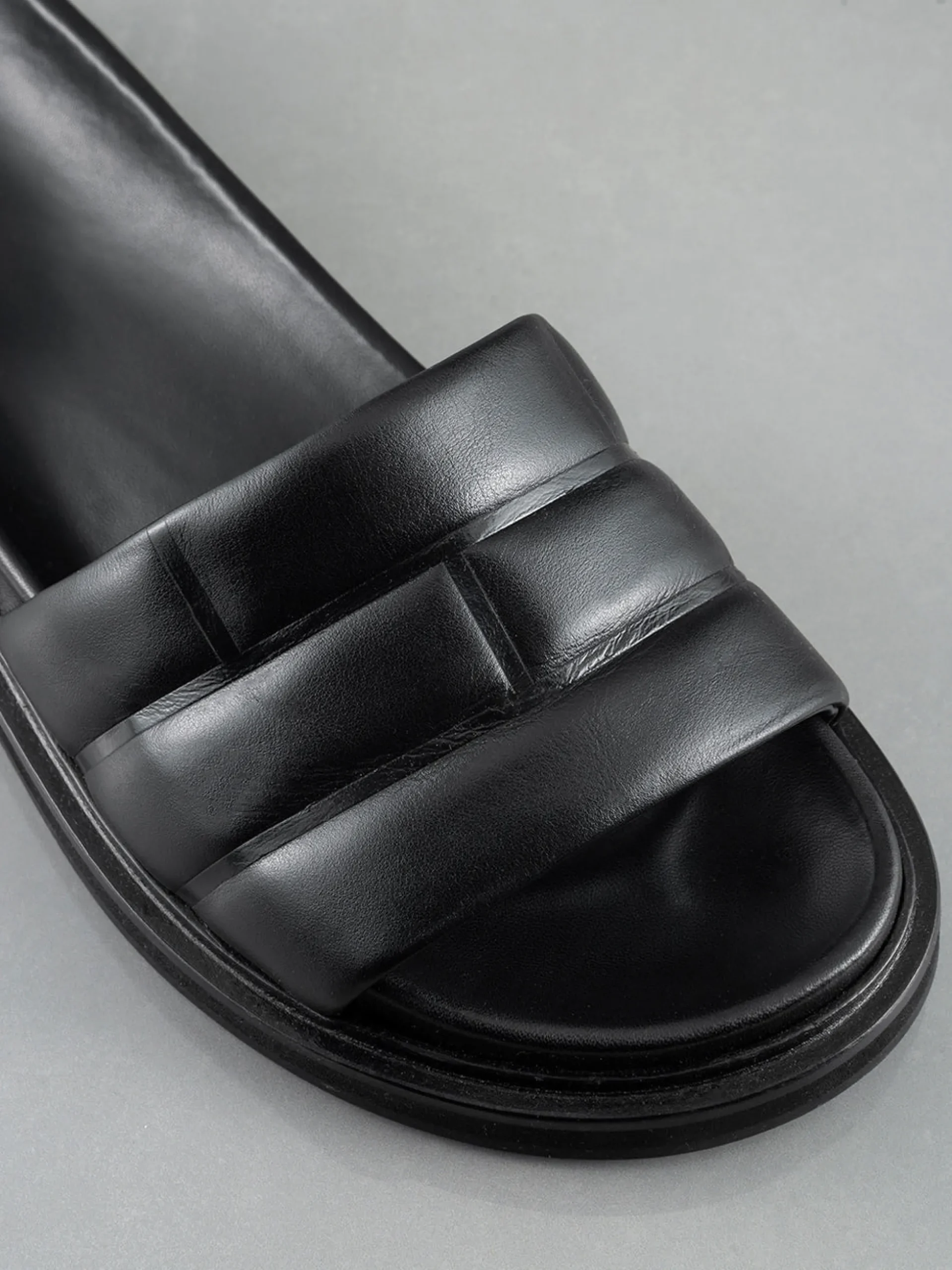 Men's Sandal in Noir