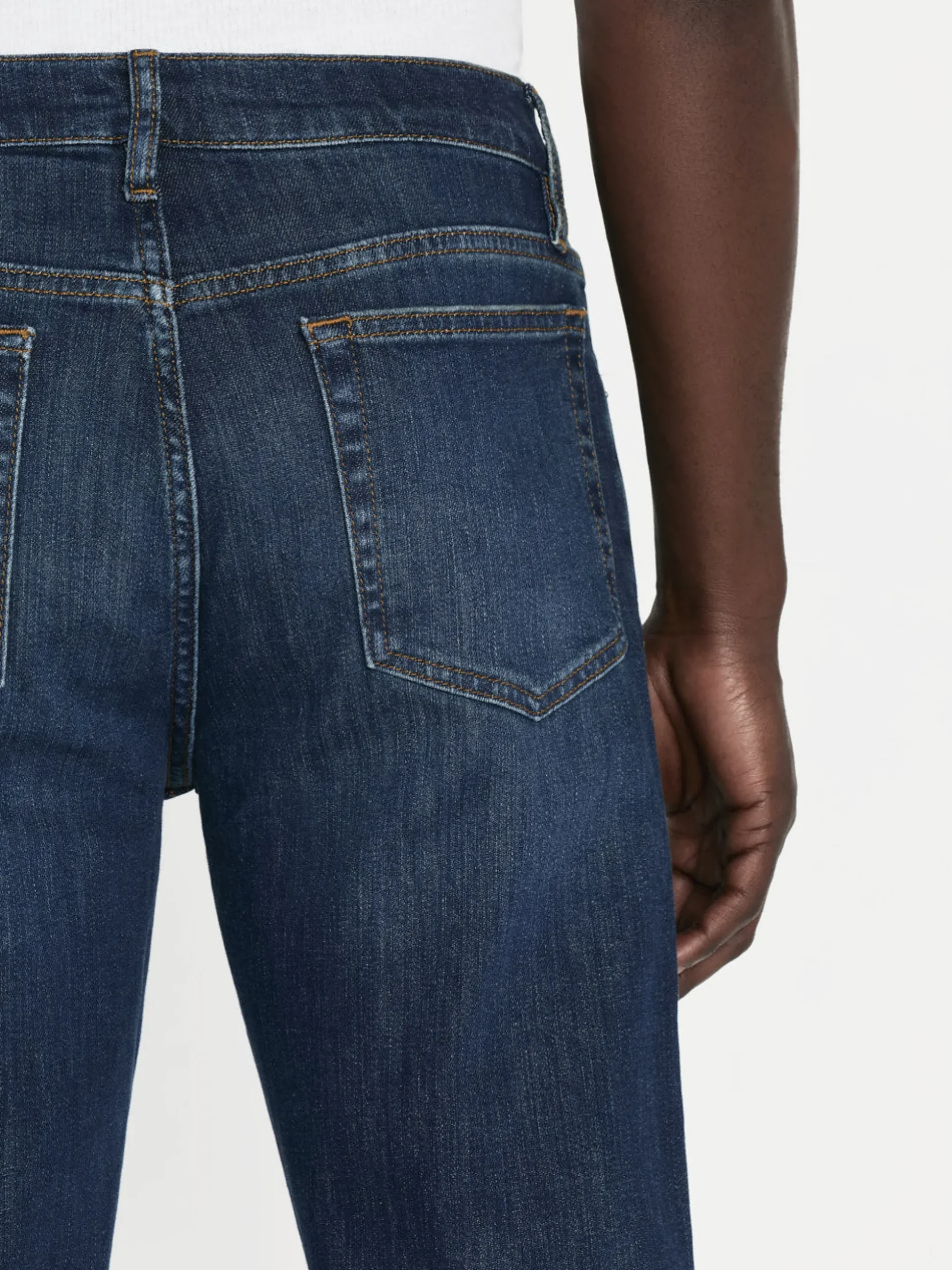 Modern Straight in Marques