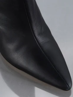 Odette Bootie in Noir