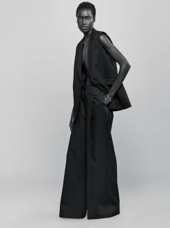Oversized Vest in Black