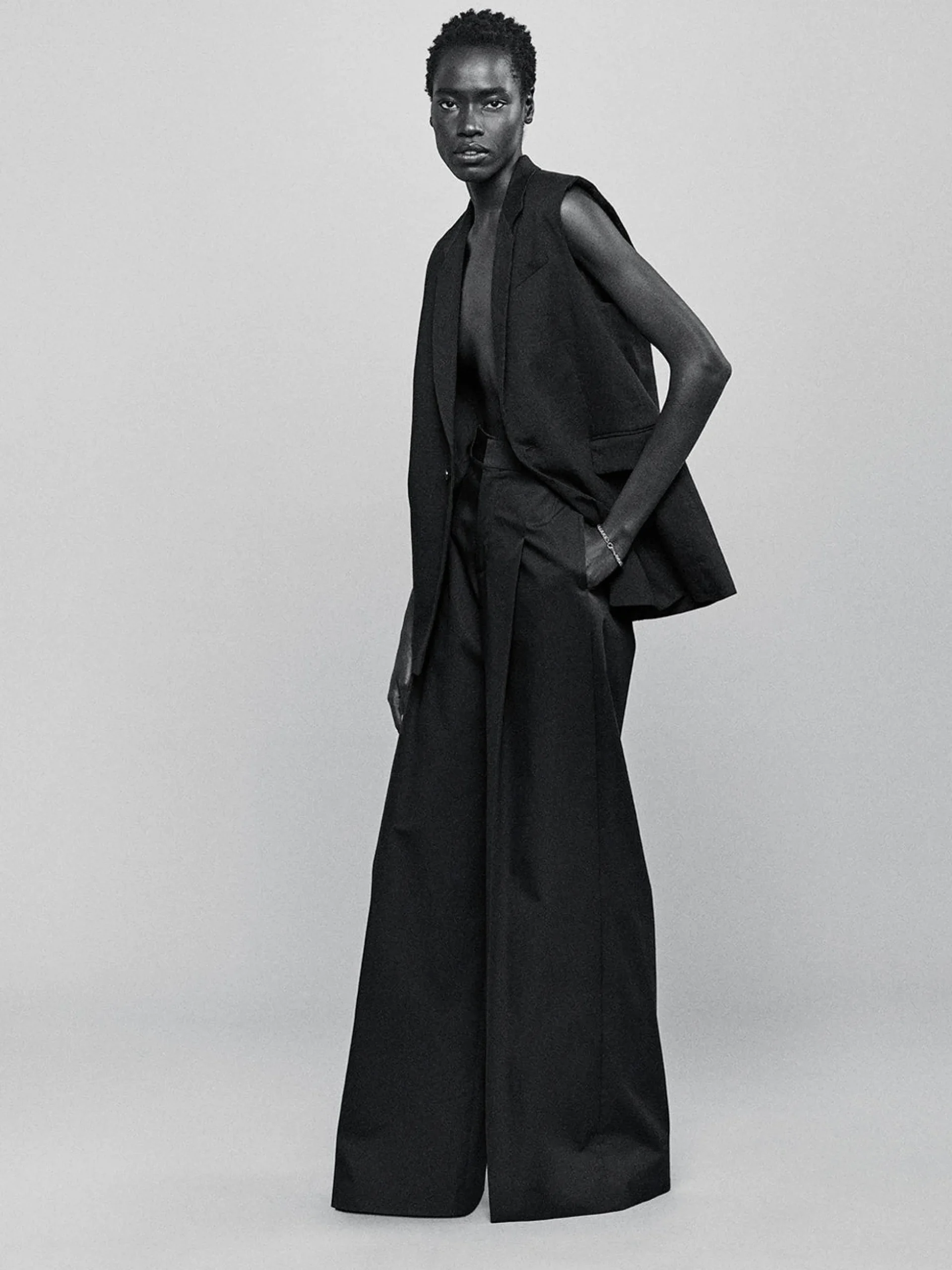Oversized Vest in Black