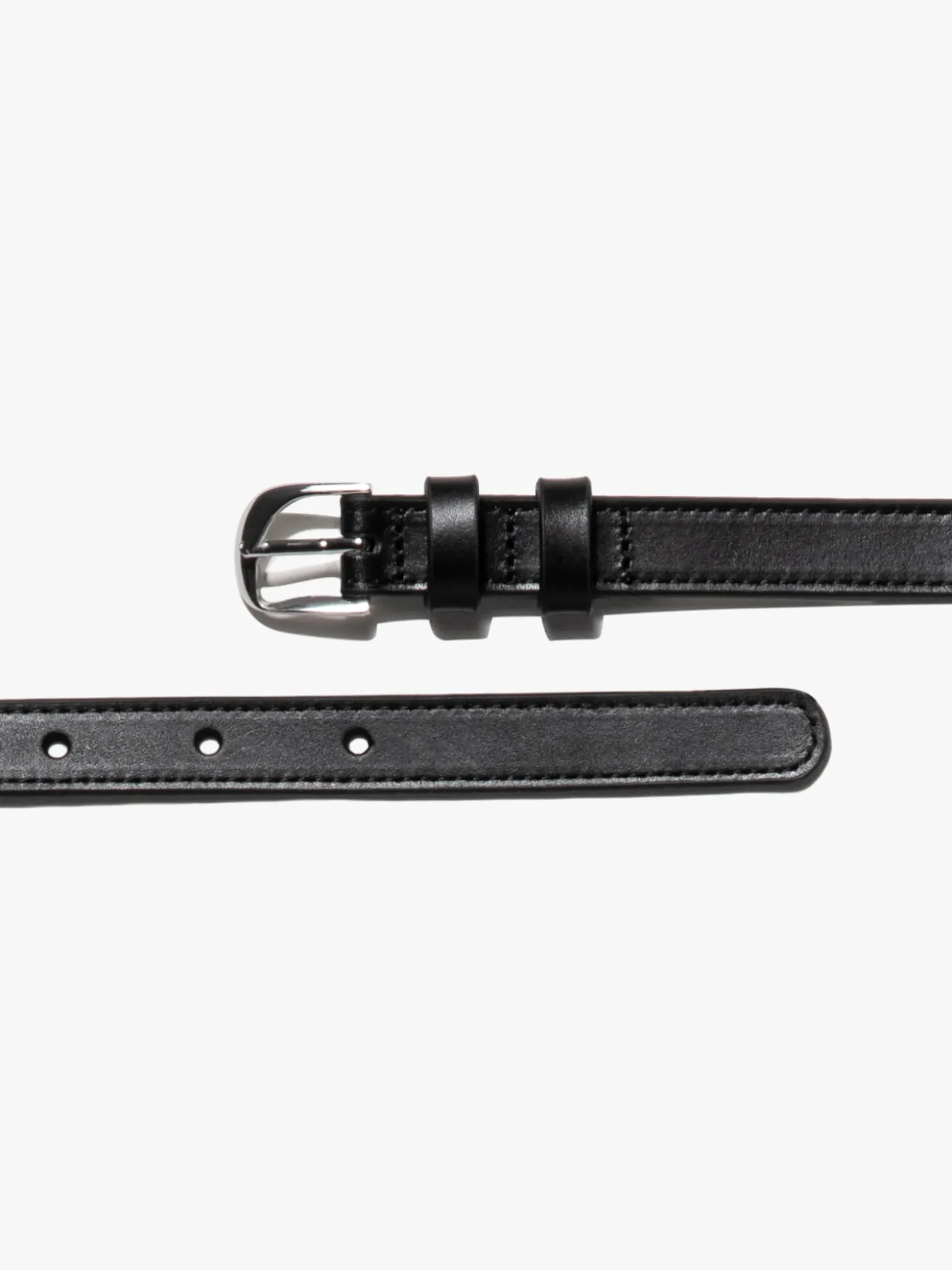 Petit Twist Buckle Belt in Noir