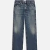 The Boxy Jean in Ritual
