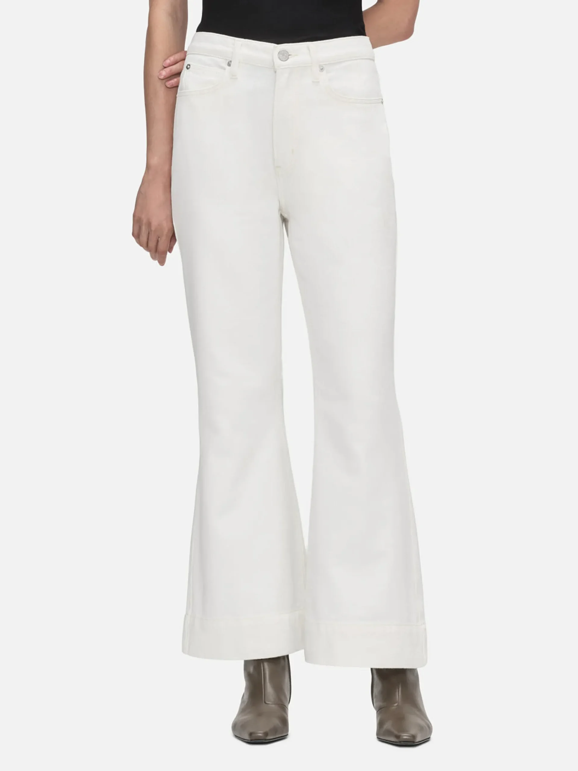 The Extreme Flare Ankle in Au Natural Clean