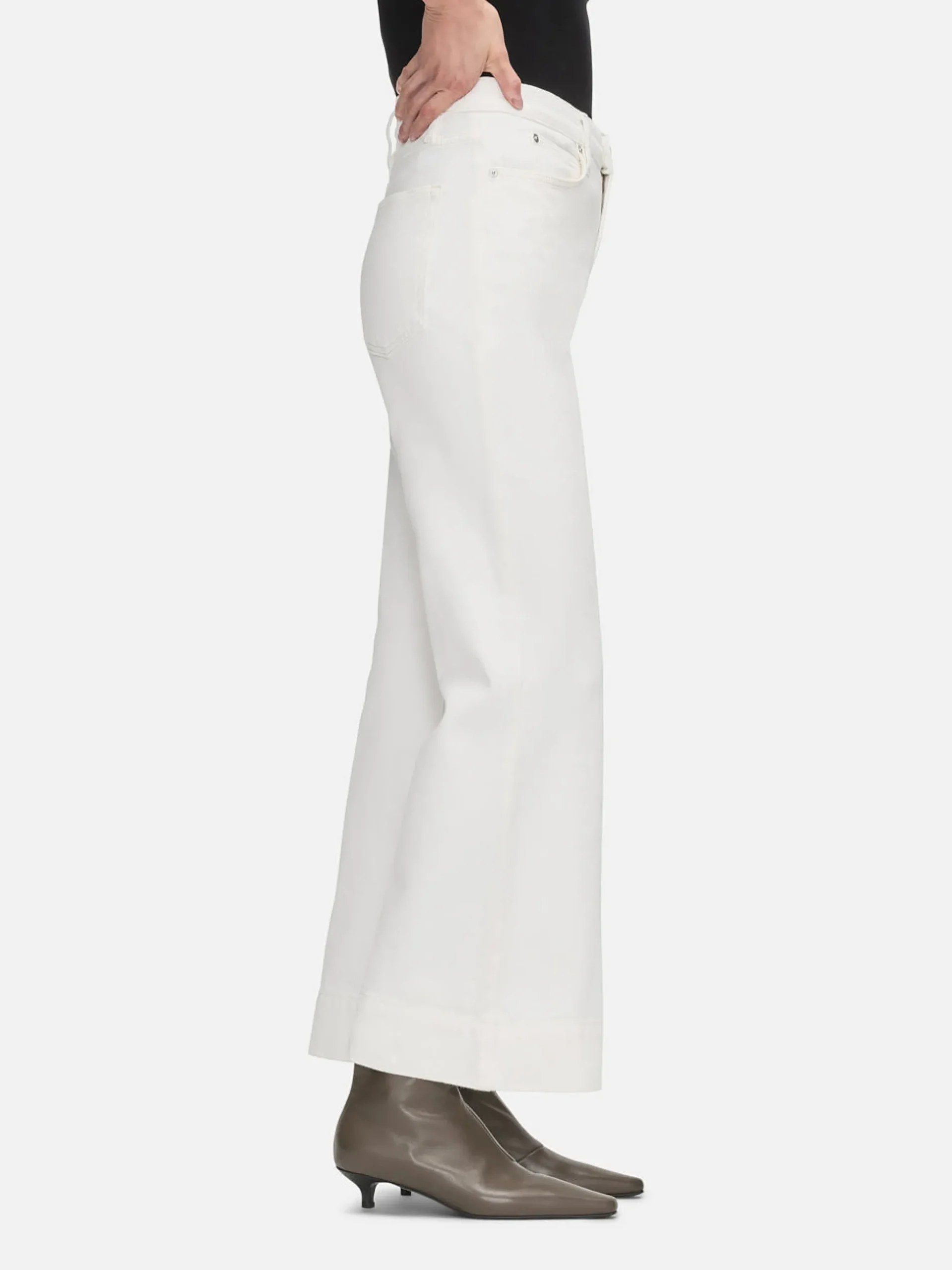 The Extreme Flare Ankle in Au Natural Clean