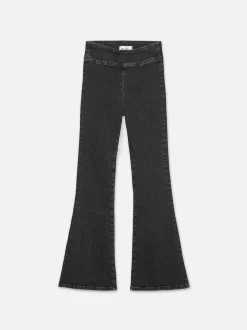 The Jetset Flare in Cyrus