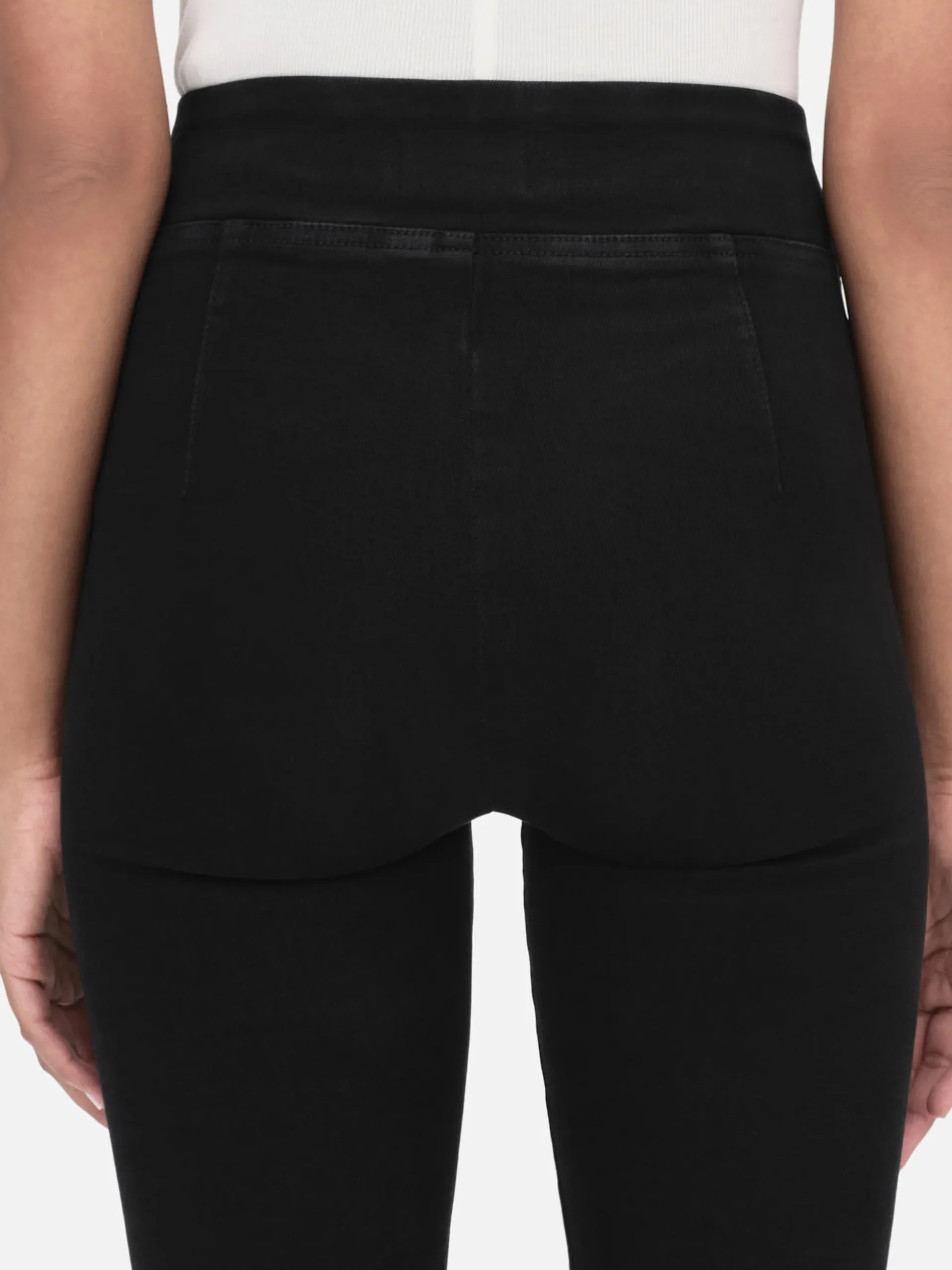 The Jetset Flare in Sheen Noir
