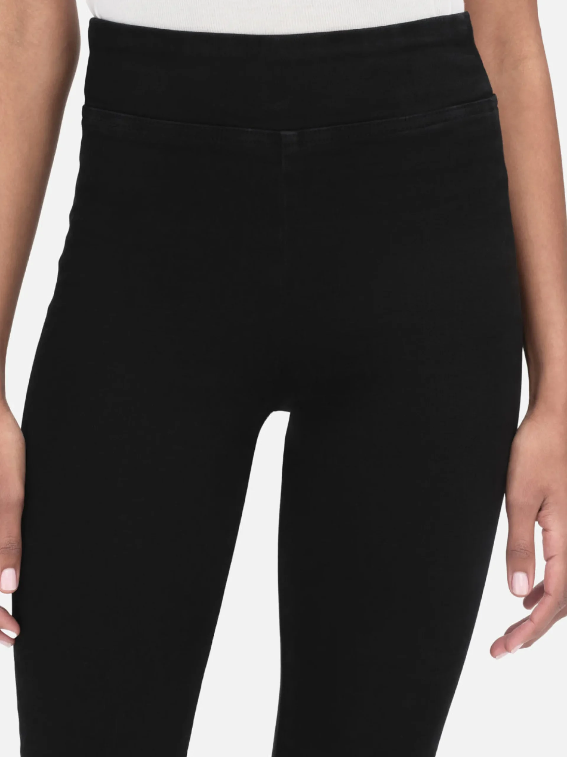 The Jetset Flare in Sheen Noir