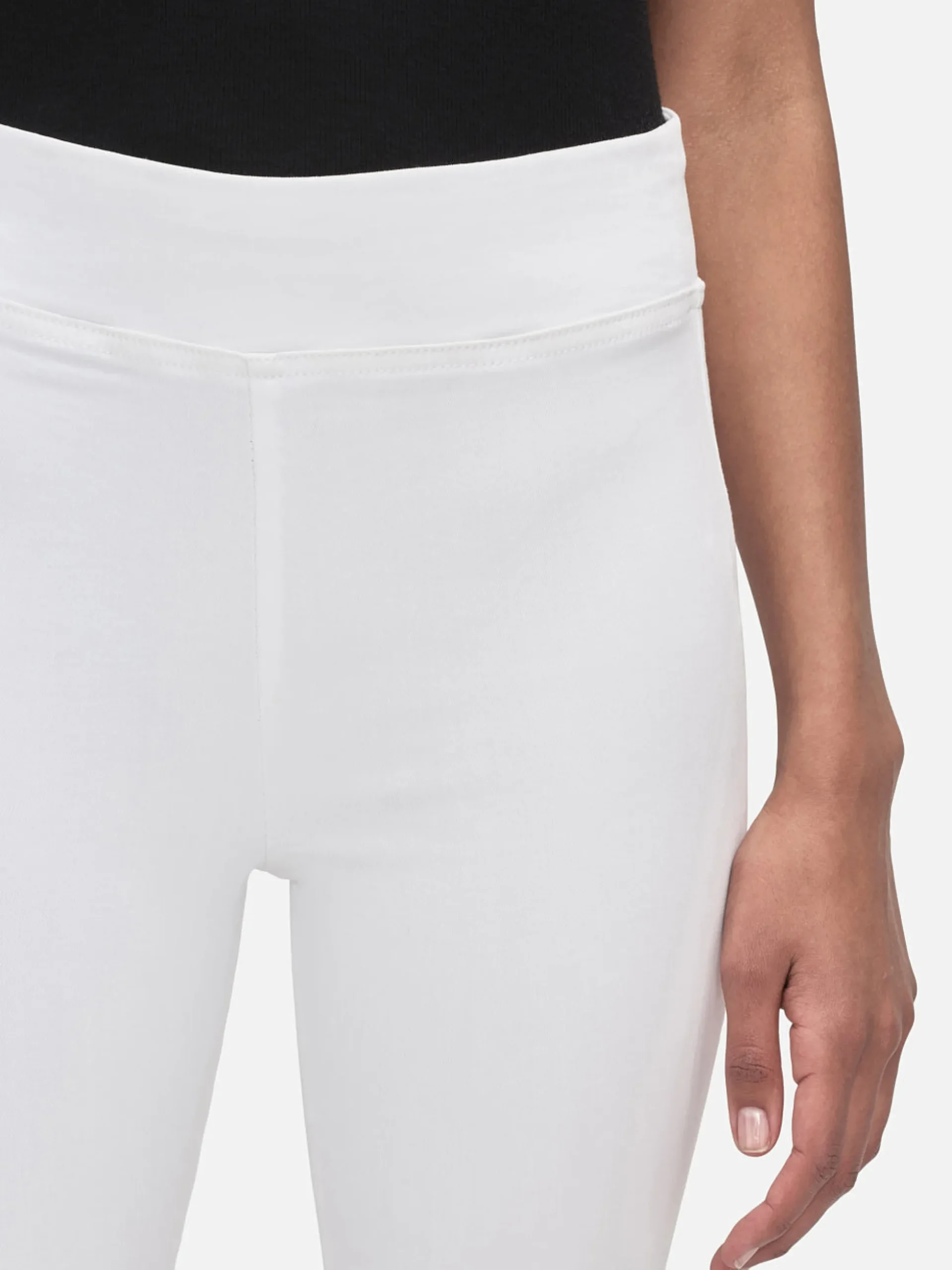 The Jetset Flare in White