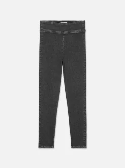 The Jetset Skinny Crop in Cyrus