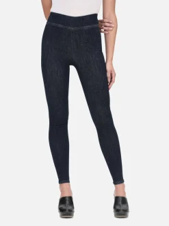 The Jetset Skinny Crop in Keller