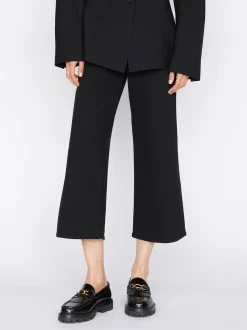 The Jetset Wide Crop in Sheen Noir